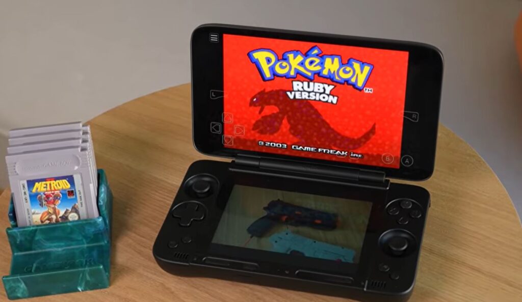 AYANEO Pocket DS Display Details